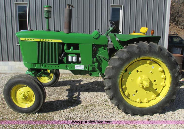 image for item F4264 1965 John Deere 3020 tractor