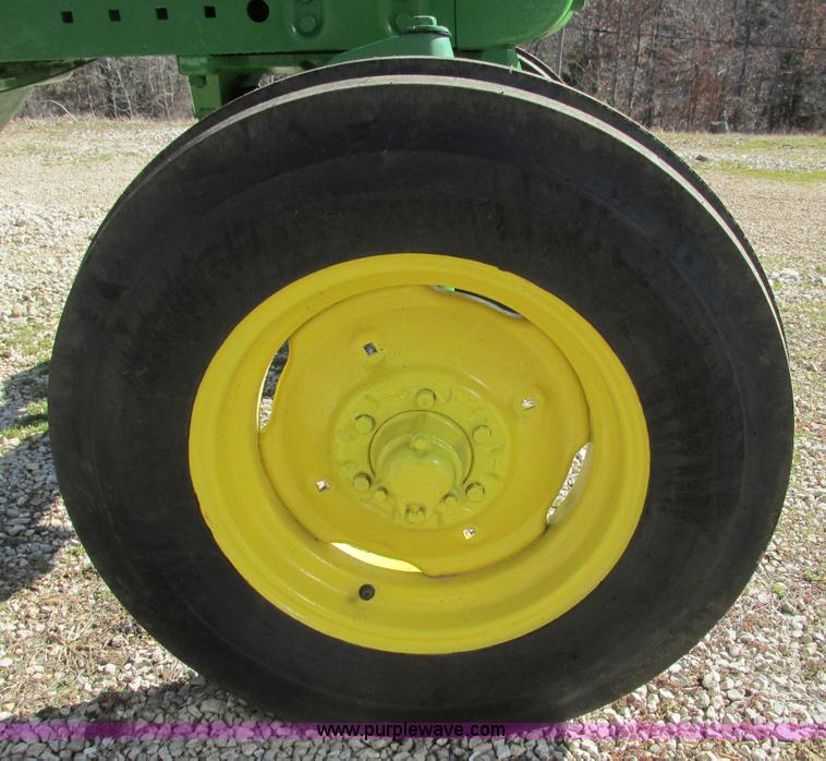 image for item F4264 1965 John Deere 3020 tractor