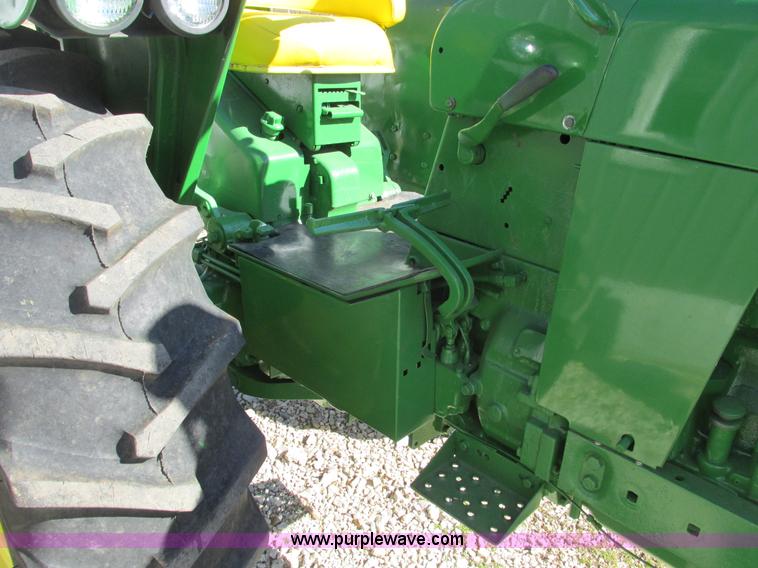 image for item F4264 1965 John Deere 3020 tractor