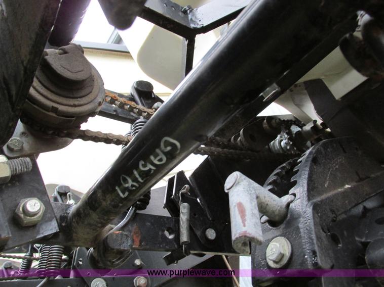 image for item F4270 Kinze 3600 Twin-Line 16/31 row planter