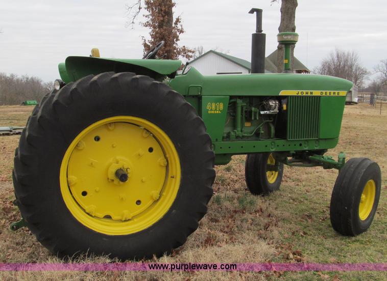 image for item F4694 1962 John Deere 4010 tractor