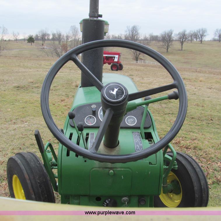 image for item F4694 1962 John Deere 4010 tractor