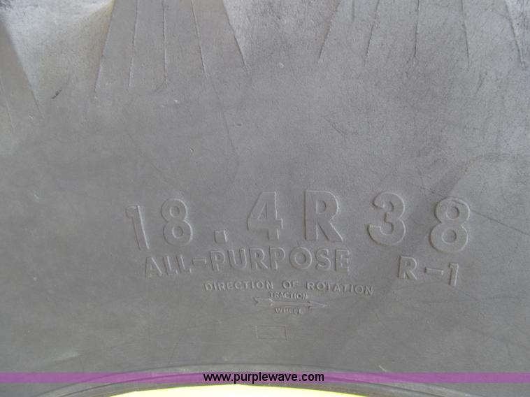 image for item F4694 1962 John Deere 4010 tractor