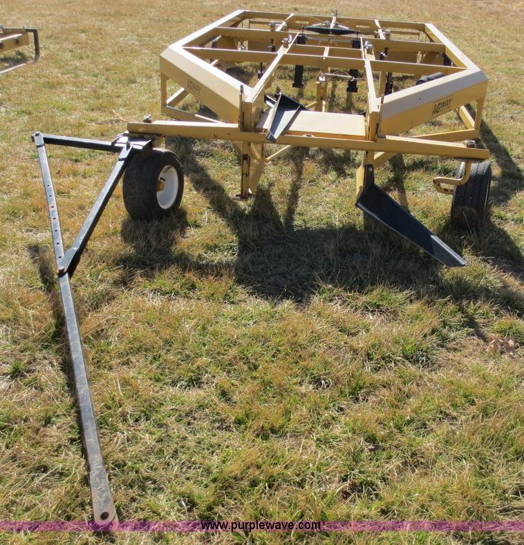 image for item F6584 Agway AC1000 bale accumulator