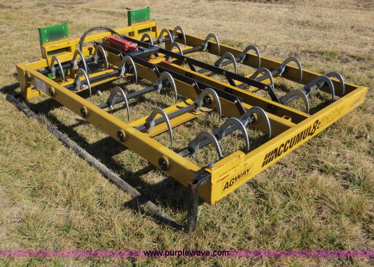 image for item F6585 Agway AC1000G bale grapple