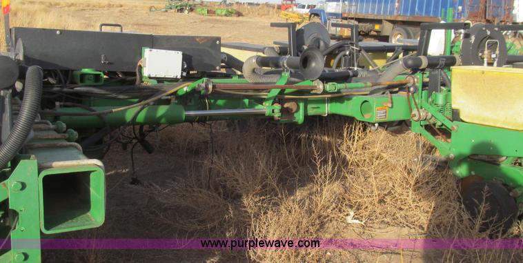 image for item G5623 John Deere 1770 conservation planter