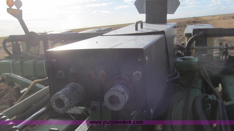 image for item G5623 John Deere 1770 conservation planter