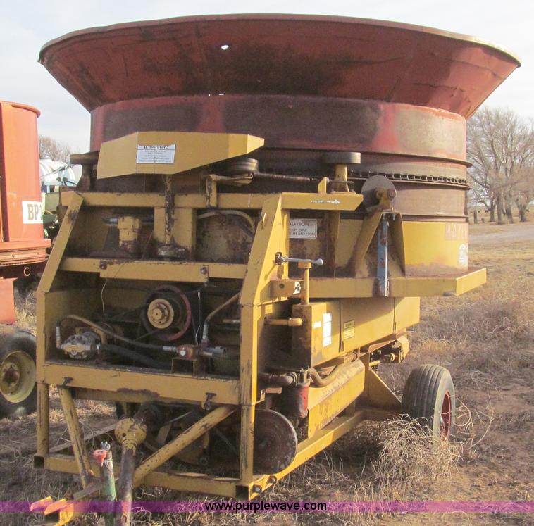 image for item G5625 Haybuster bale processor