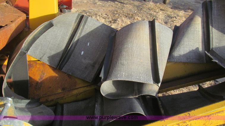 image for item G5625 Haybuster bale processor