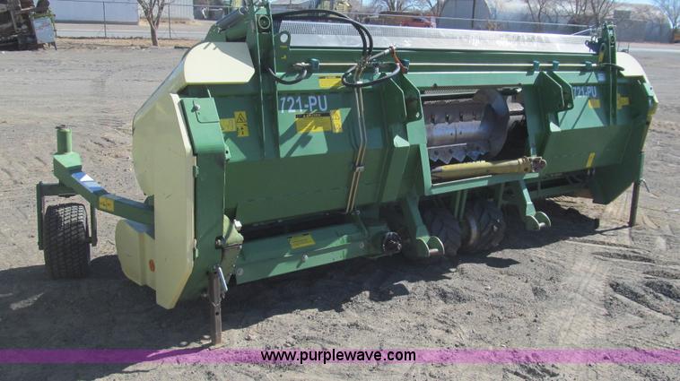 image for item G5631 2007 Krone 720PU Easy Flow pick up header