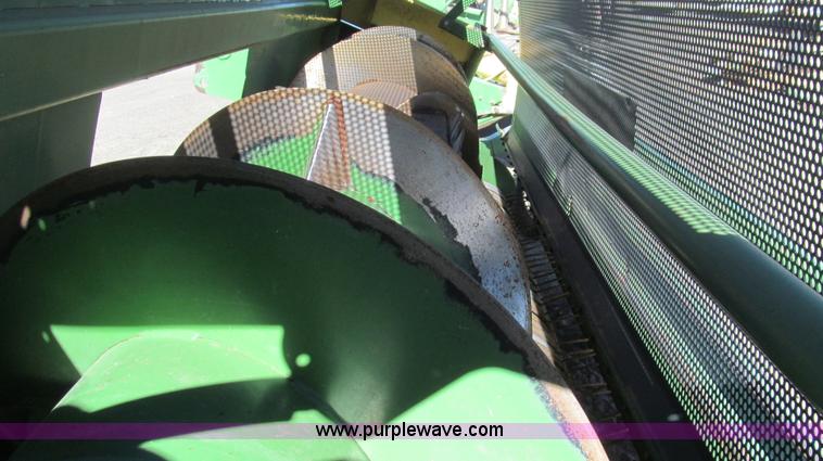 image for item G5631 2007 Krone 720PU Easy Flow pick up header