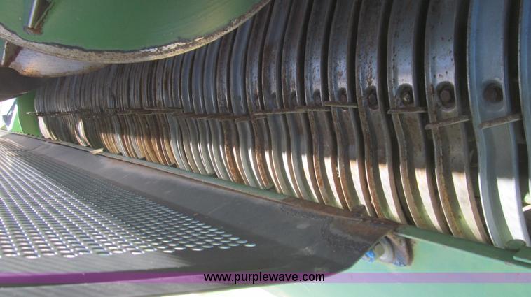 image for item G5631 2007 Krone 720PU Easy Flow pick up header