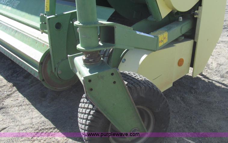 image for item G5631 2007 Krone 720PU Easy Flow pick up header