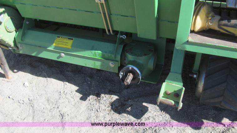 image for item G5631 2007 Krone 720PU Easy Flow pick up header