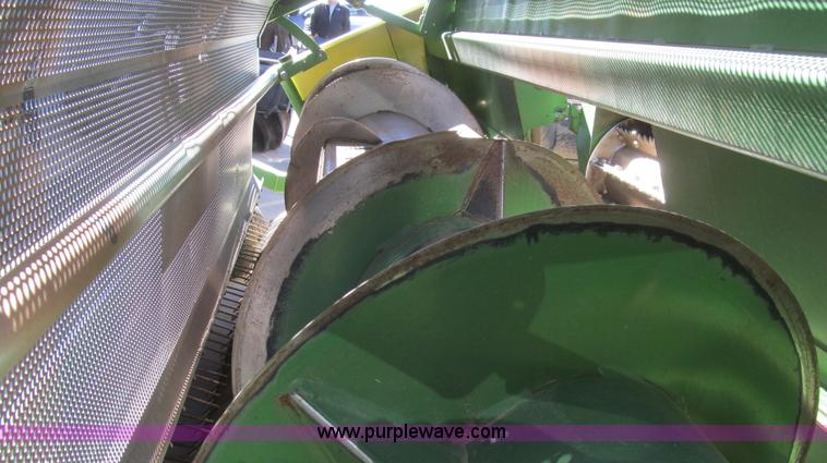 image for item G5633 2007 Krone 720PU Easy Flow pick up header