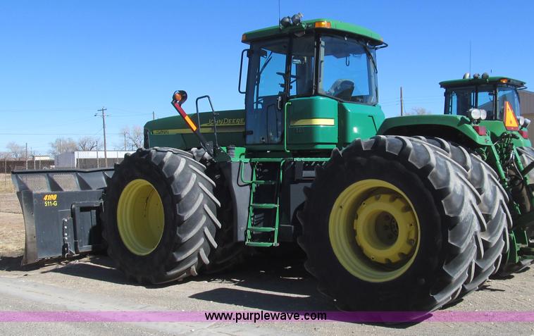 image for item G5634 2002 John Deere 9520 tractor