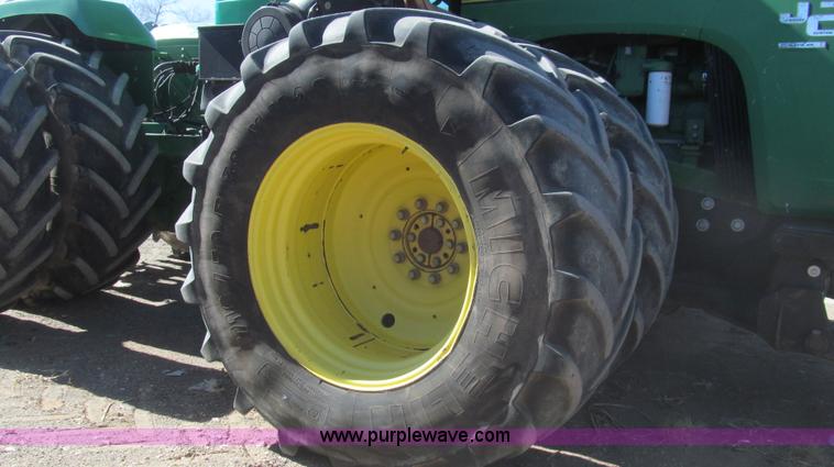 image for item G5634 2002 John Deere 9520 tractor