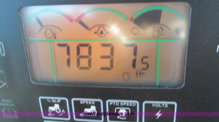 image for item G5634 2002 John Deere 9520 tractor