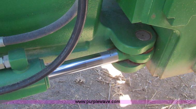 image for item G5635 2007 John Deere 9620 tractor