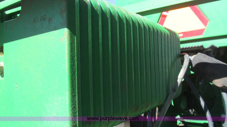 image for item G5635 2007 John Deere 9620 tractor