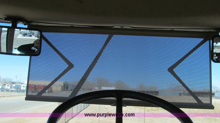 image for item G5635 2007 John Deere 9620 tractor