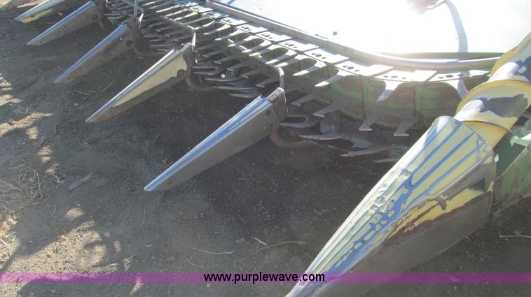 image for item G5636 2008 Krone EasyCollect 9000 head