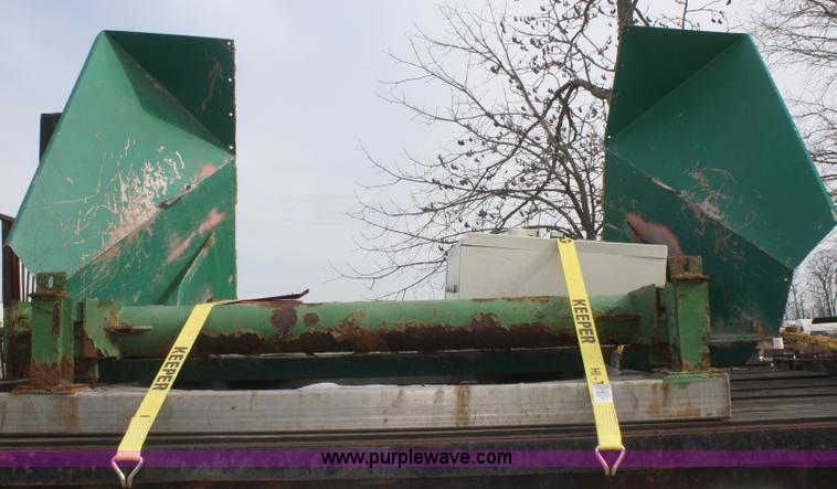 image for item S9887 Auger mixer with conveyor