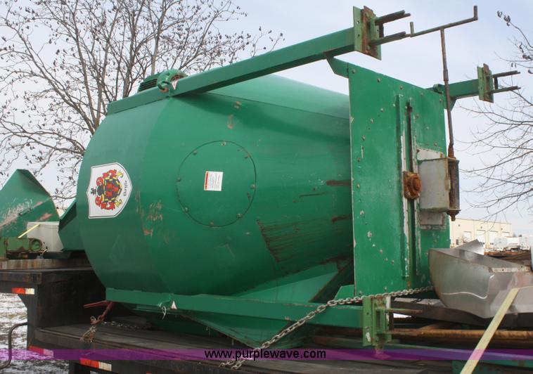 image for item S9887 Auger mixer with conveyor