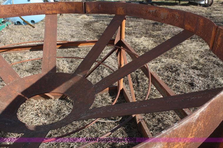 image for item V9499 Saddle for one bottom tank