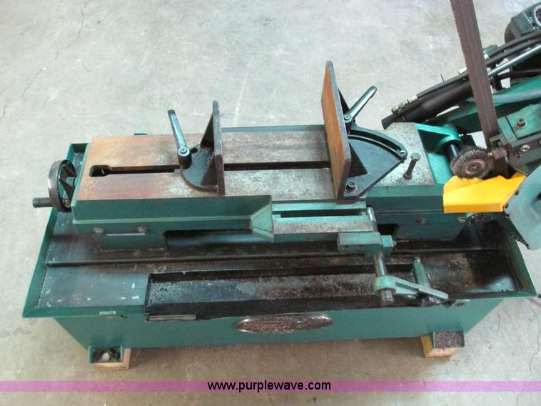 image for item Y9563 Grizzly industrial band saw