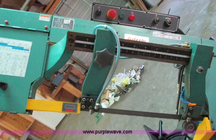 image for item Y9563 Grizzly industrial band saw