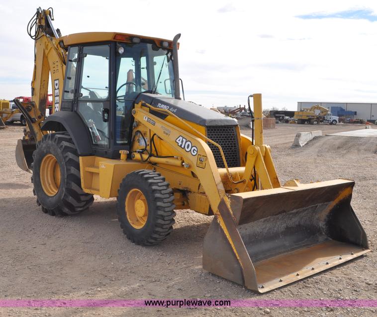 image for item C3313 2002 John Deere 410G backhoe extendahoe
