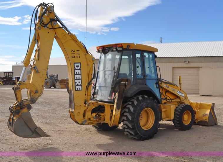 image for item C3313 2002 John Deere 410G backhoe extendahoe