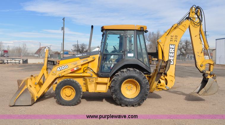 image for item C3313 2002 John Deere 410G backhoe extendahoe