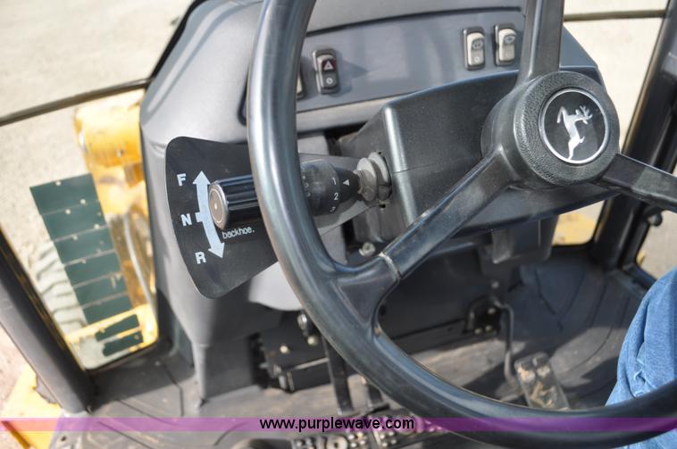 image for item C3313 2002 John Deere 410G backhoe extendahoe