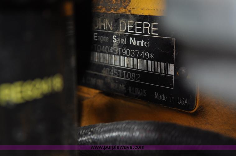 image for item C3313 2002 John Deere 410G backhoe extendahoe
