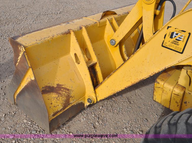 image for item C3313 2002 John Deere 410G backhoe extendahoe