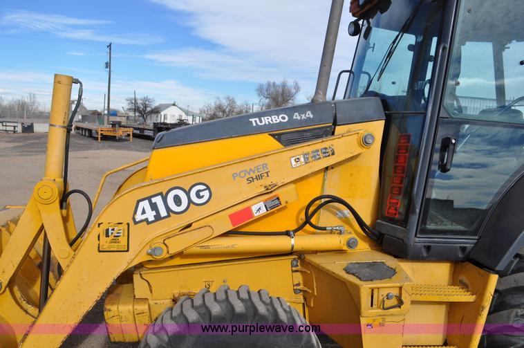image for item C3313 2002 John Deere 410G backhoe extendahoe