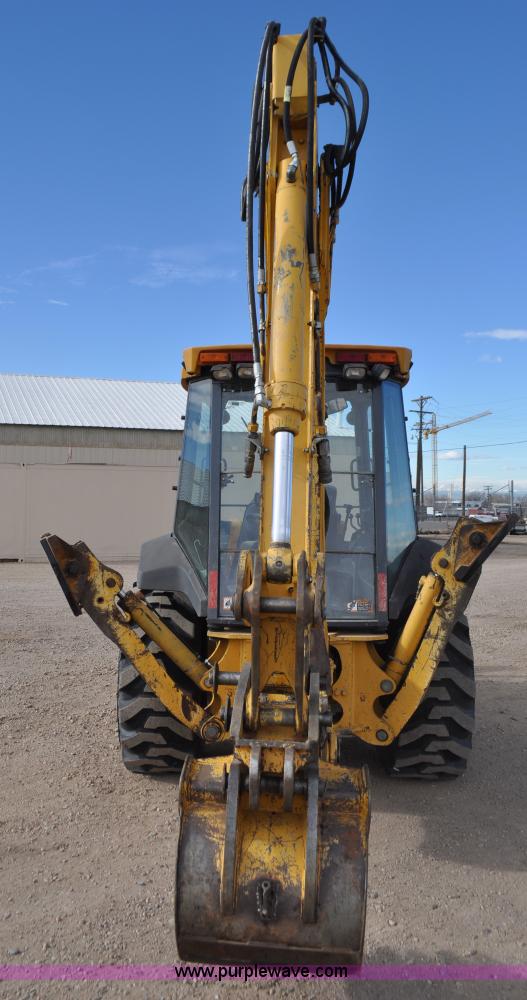 image for item C3313 2002 John Deere 410G backhoe extendahoe