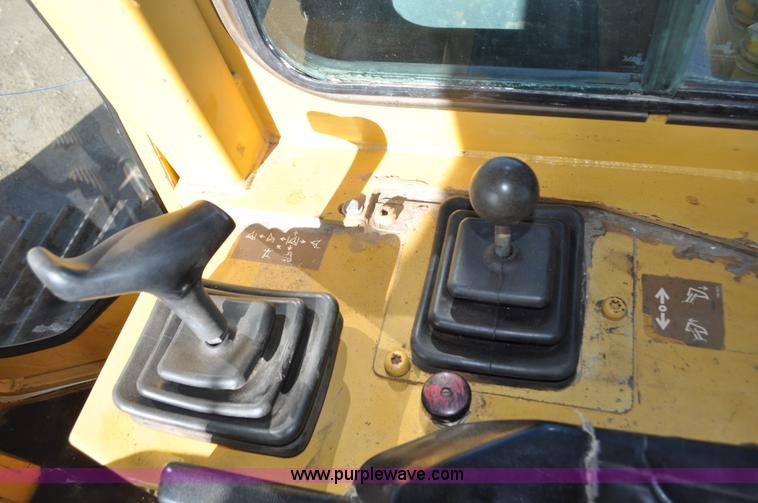 image for item C3314 1996 Caterpillar D6M XL dozer