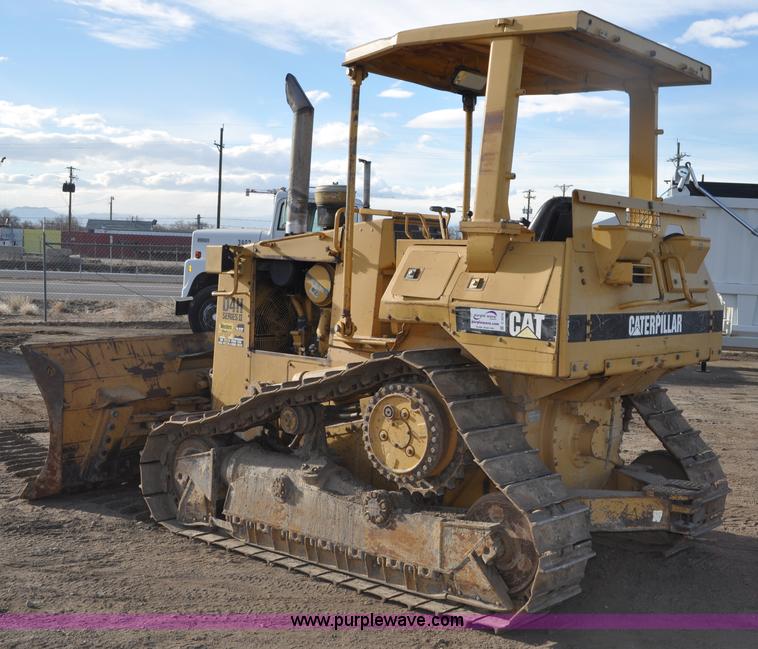 image for item C3315 1991 Caterpillar D4H Series II dozer