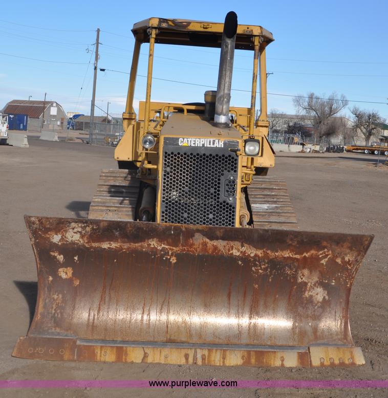 image for item C3315 1991 Caterpillar D4H Series II dozer