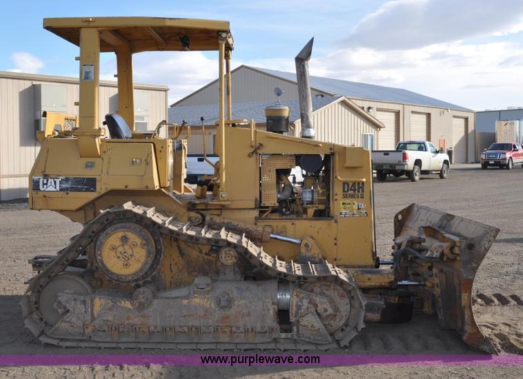 image for item C3315 1991 Caterpillar D4H Series II dozer