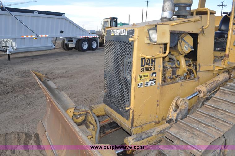 image for item C3315 1991 Caterpillar D4H Series II dozer