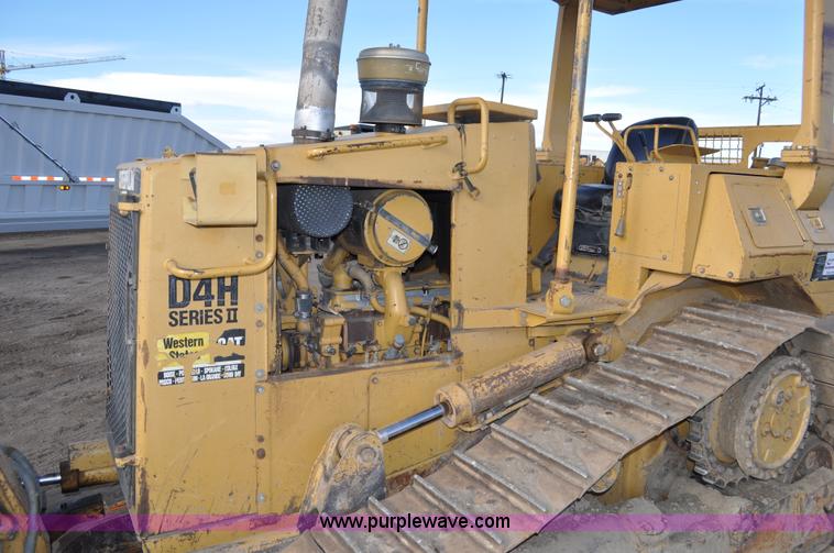 image for item C3315 1991 Caterpillar D4H Series II dozer