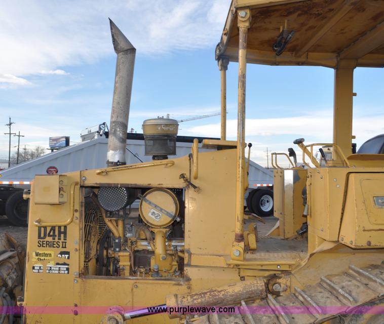 image for item C3315 1991 Caterpillar D4H Series II dozer