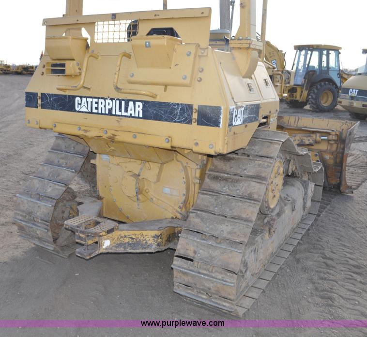 image for item C3315 1991 Caterpillar D4H Series II dozer