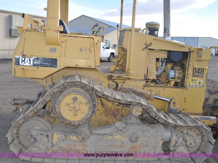 image for item C3315 1991 Caterpillar D4H Series II dozer