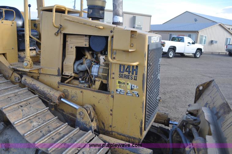 image for item C3315 1991 Caterpillar D4H Series II dozer
