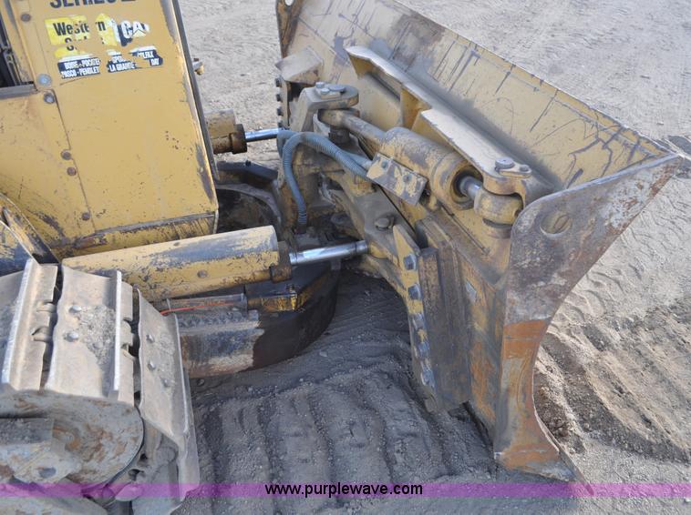 image for item C3315 1991 Caterpillar D4H Series II dozer